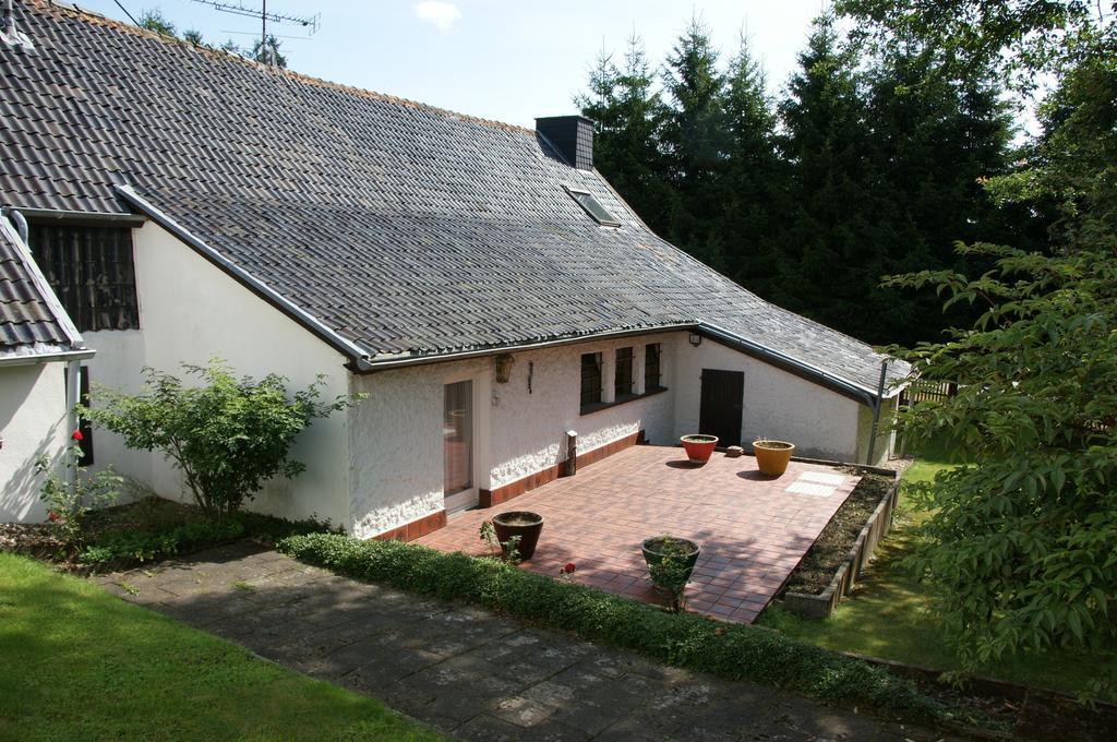 Eifelhoeve In Benenberg Hellenthal Chambre photo