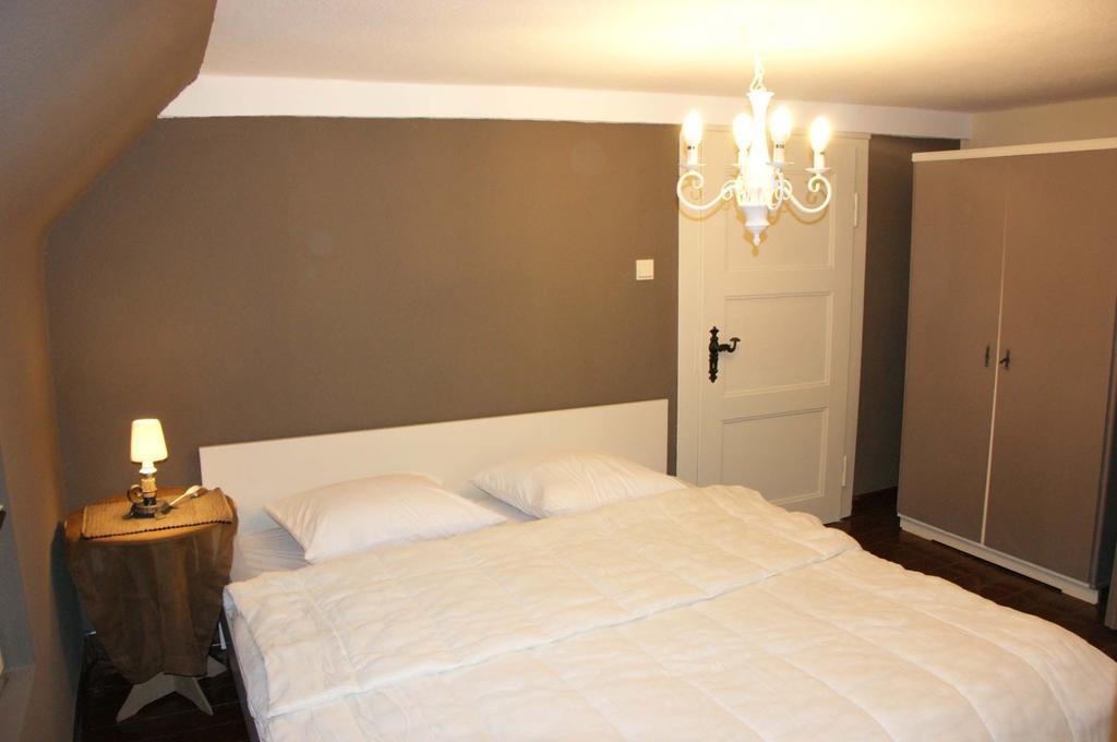 Eifelhoeve In Benenberg Hellenthal Chambre photo