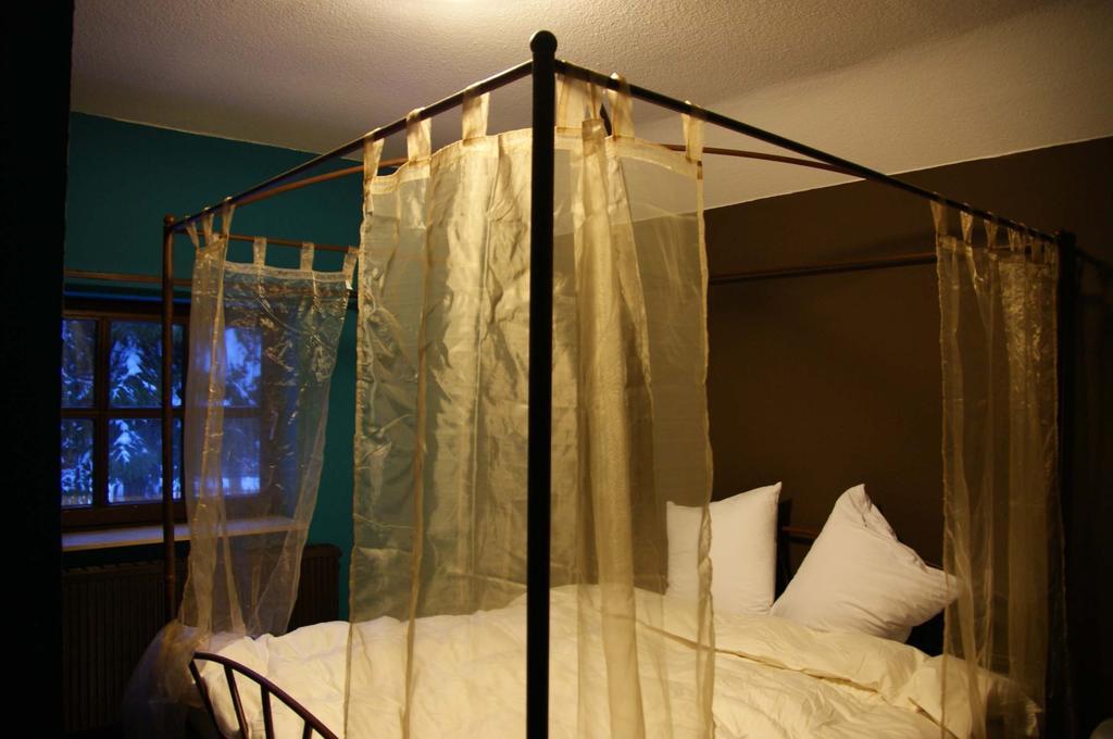 Eifelhoeve In Benenberg Hellenthal Chambre photo